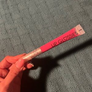 B&BW Lip Gloss